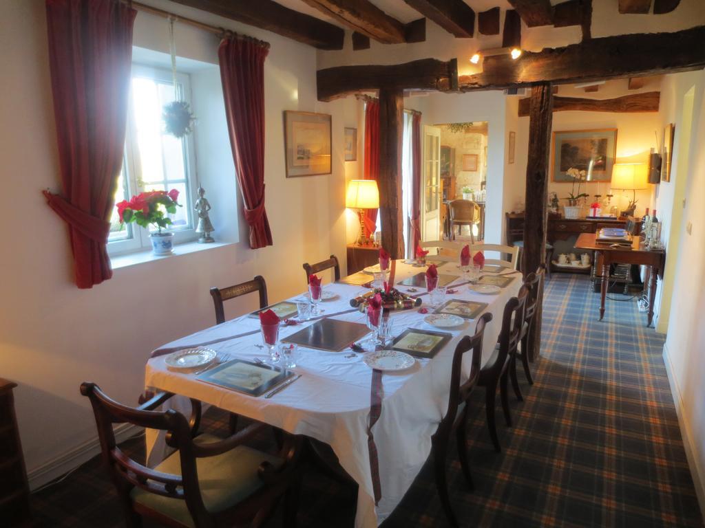 Le Clos Du Golf Dame-Marie-les-Bois 外观 照片